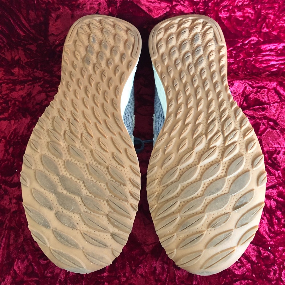 New Balance Fresh Foam Sneakers View 3